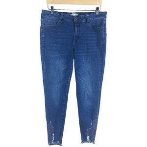 Lane Bryant Mid-Rise Super Stretch Skinny Embroidered Leg Jeans (14)